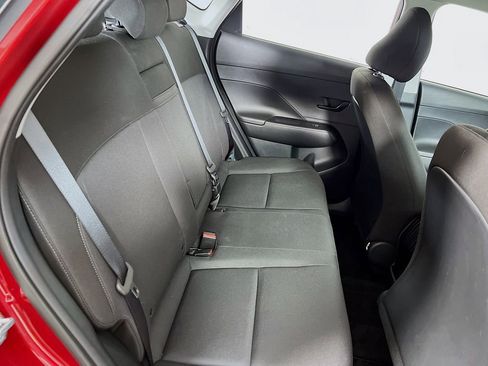 Certified 2025 Hyundai Kona SE image 27