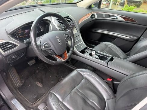 Used 2013 Lincoln MKZ AWD image 17