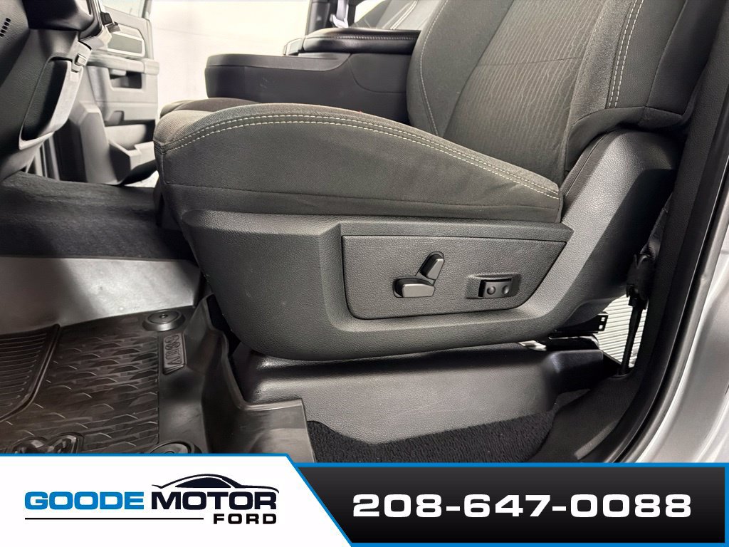 Used 2022 RAM 2500 Big Horn w/ Level C Equiment Group AWD/4WD image 12