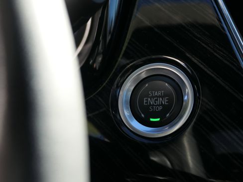 Used 2022 Cadillac XT6 Premium Luxury image 18