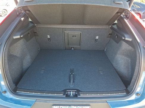 Certified 2023 Volvo C40 P8 Recharge Ultimate AWD/4WD image 27
