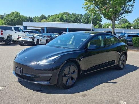 Used 2023 Tesla Model 3 Standard Range RWD image 3