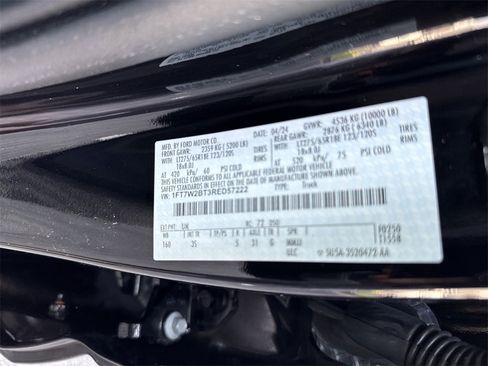 Used 2024 Ford F250 XLT image 24