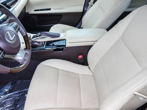 Used 2018 Lexus ES 350 w/ Navigation System Package FWD image 18