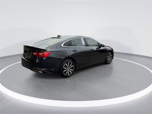 Used 2022 Chevrolet Malibu RS image 8