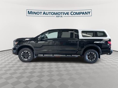 Used 2021 Nissan Titan PRO-4X w/ Pro-4x Convenience Package AWD/4WD image 5