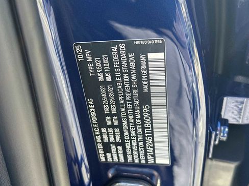 New 2026 Porsche Macan GTS image 30