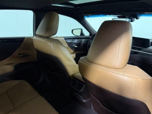 Used 2020 Lexus ES 350 w/ Premium Package FWD image 23