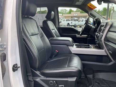 Used 2017 Ford F250 Lariat w/ Lariat Ultimate Package image 34