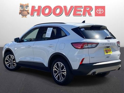 Used 2020 Ford Escape SEL image 5