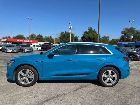 Used 2019 Audi e-tron Prestige AWD/4WD image 9