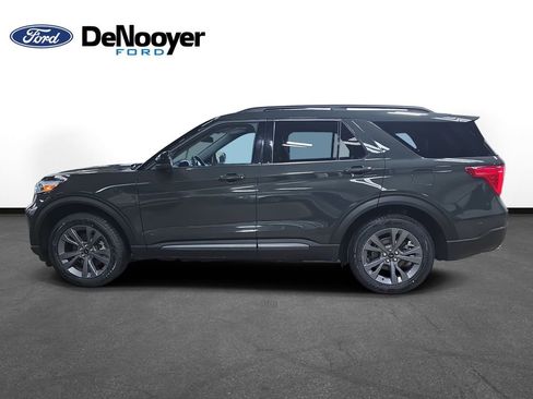 Used 2023 Ford Explorer XLT w/ Equipment Group 202A image 10