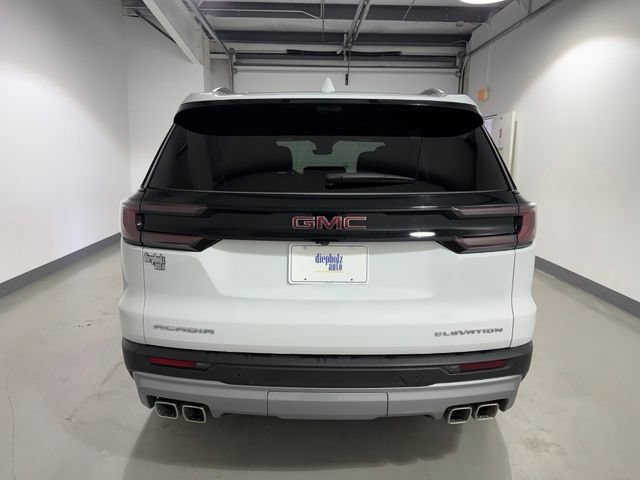 Certified 2026 GMC Acadia Elevation w/ Elevation Premium Package FWD image 6