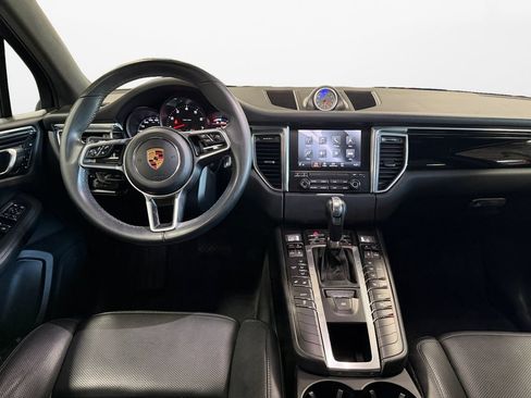 Used 2017 Porsche Macan AWD/4WD image 11