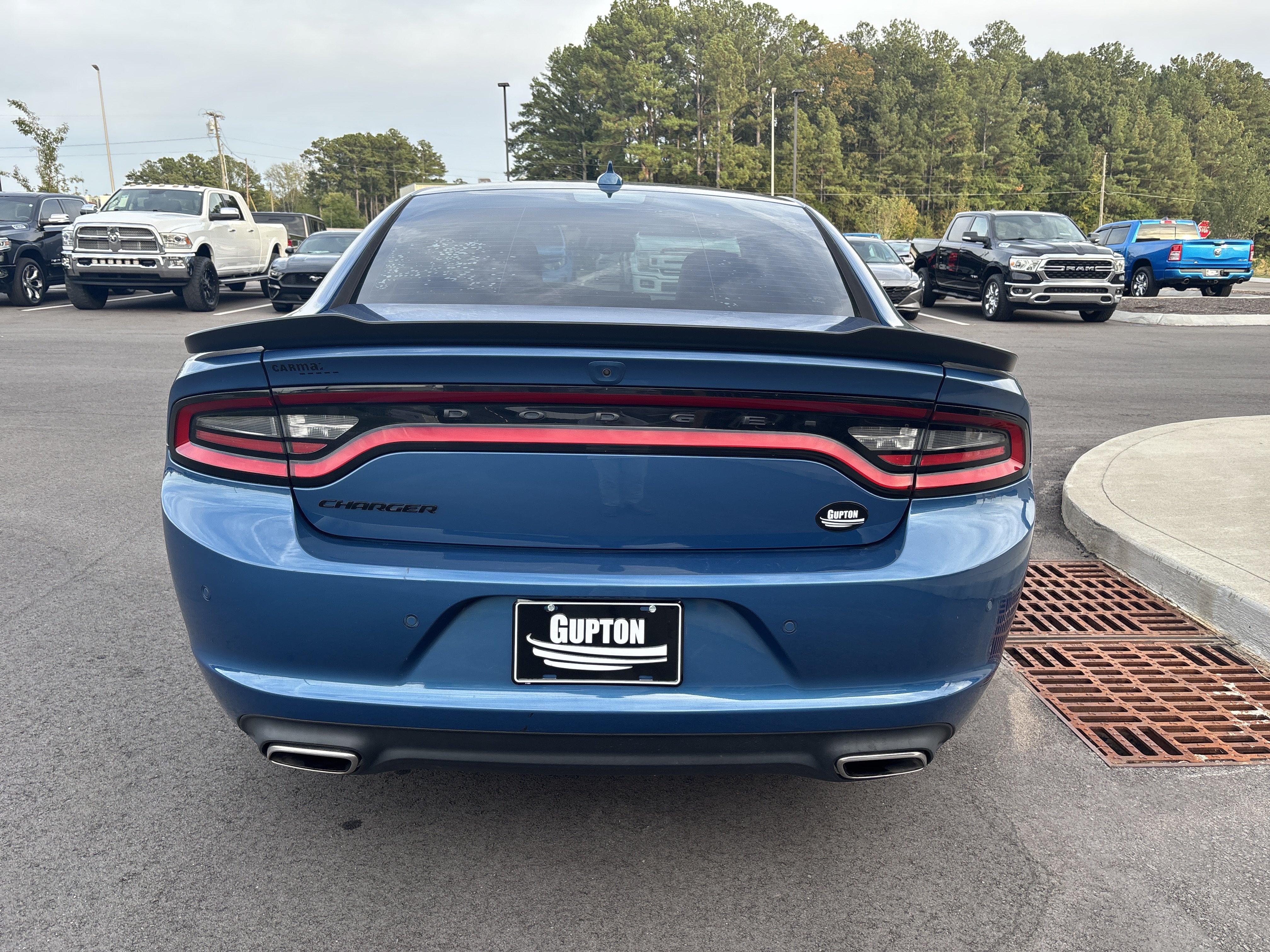 Used 2021 Dodge Charger SXT w/ Plus Group RWD image 4