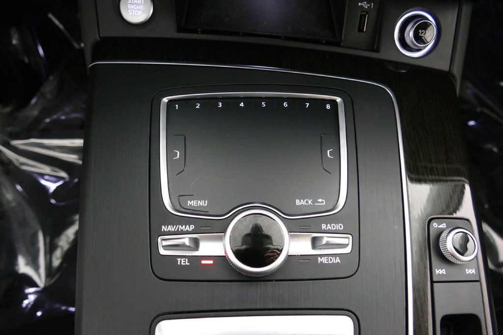 Used 2019 Audi Q5 Premium AWD/4WD image 24