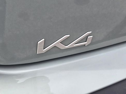 Certified 2025 Kia K4 EX image 12