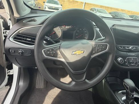 Used 2023 Chevrolet Malibu LS image 11
