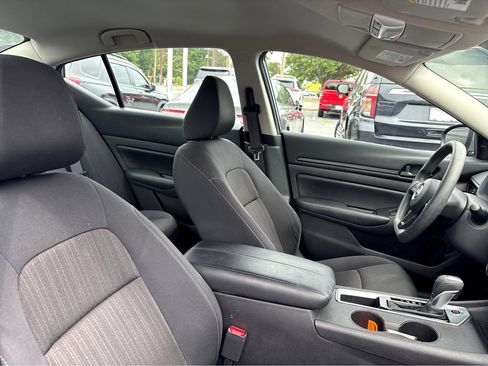 Used 2023 Nissan Altima 2.5 S FWD image 10
