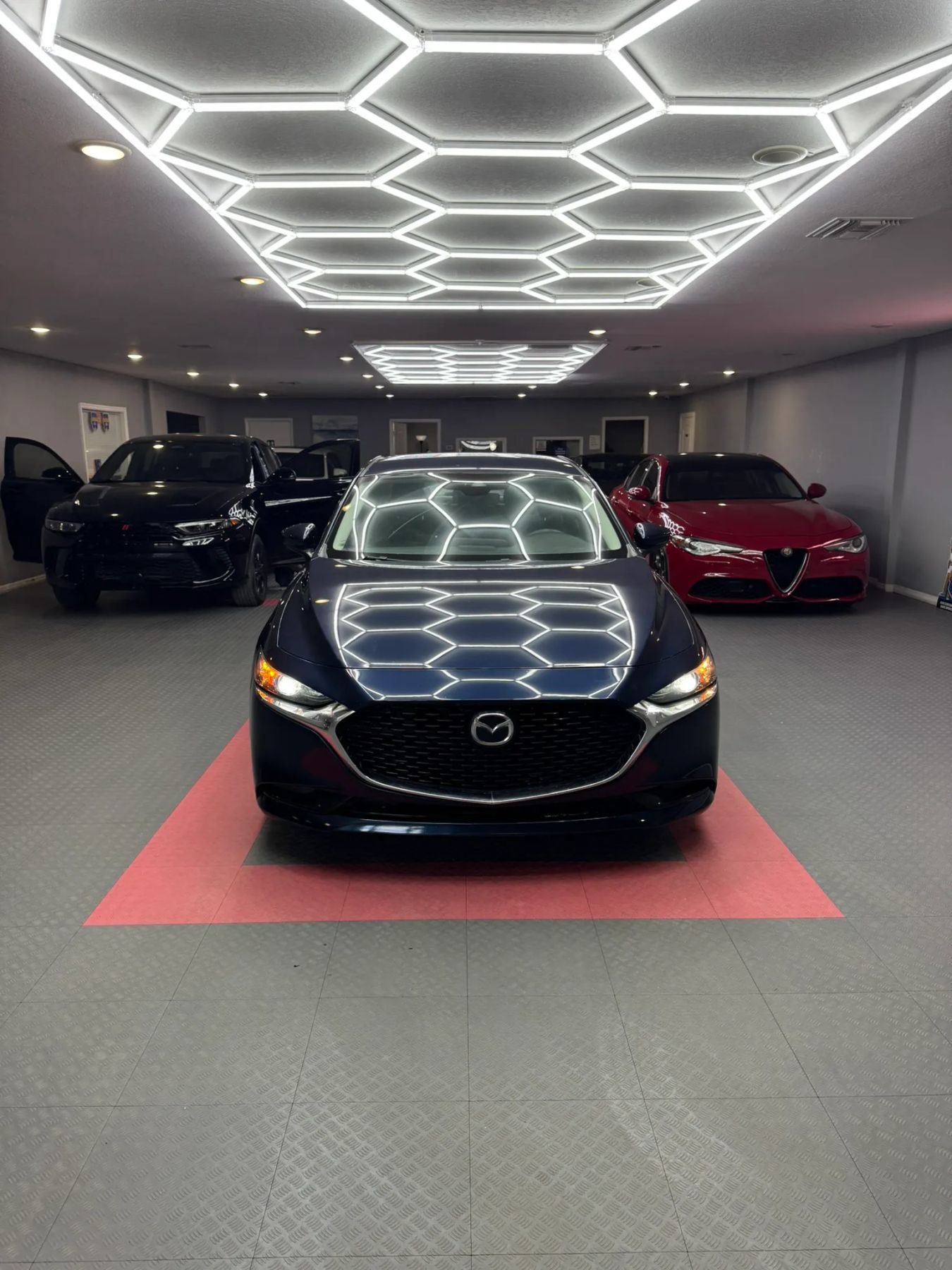 Used 2019 MAZDA MAZDA3 Sedan w/ Select Package FWD image 2