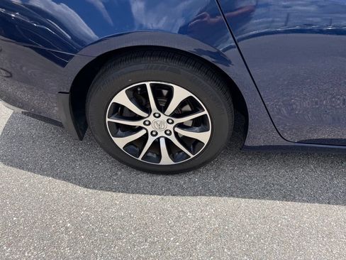 Used 2015 Acura TLX FWD image 5