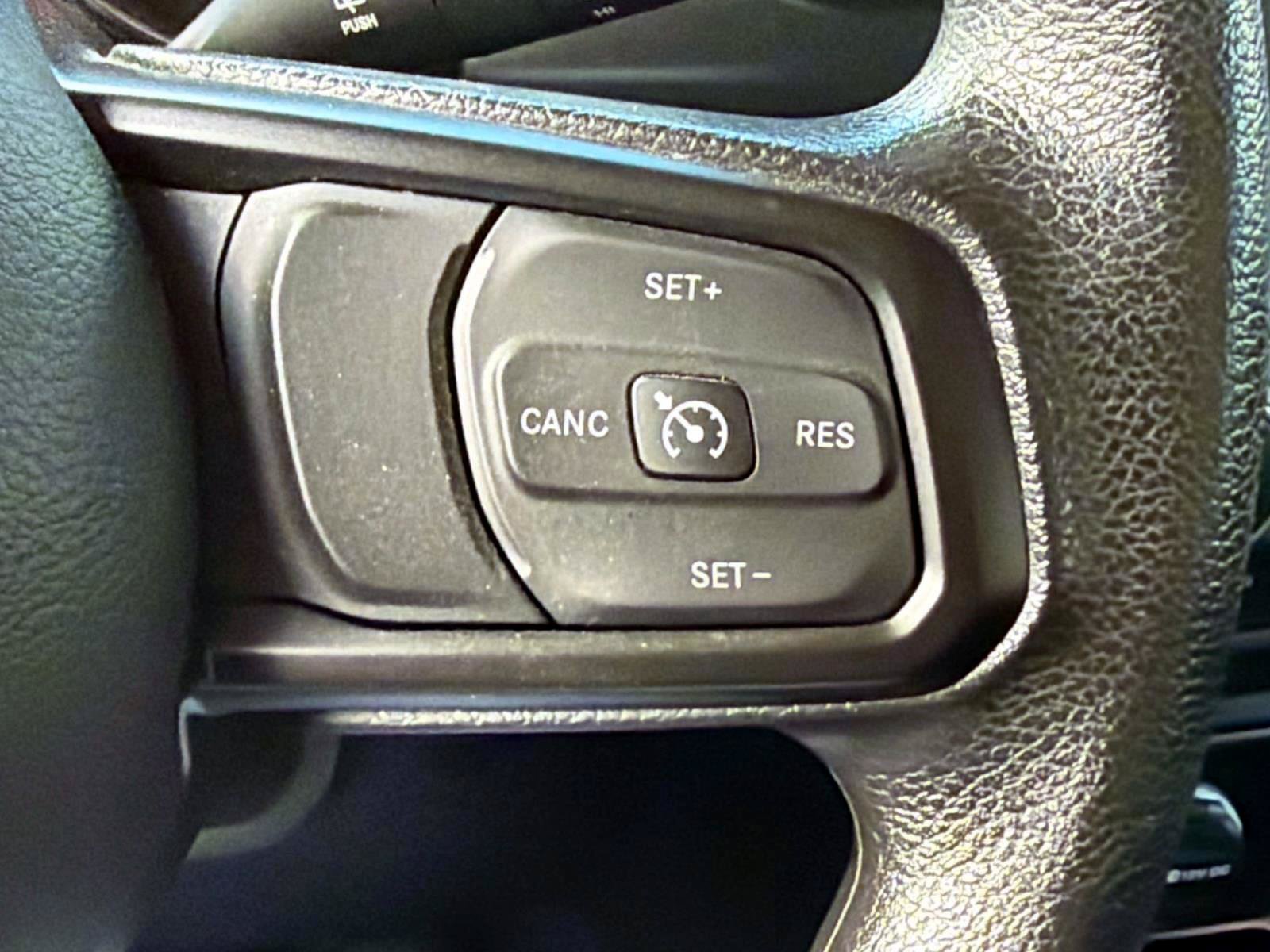 Used 2022 Jeep Wrangler Unlimited Sport AWD/4WD image 17