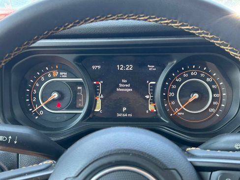 Used 2024 Jeep Gladiator Sport AWD/4WD image 34