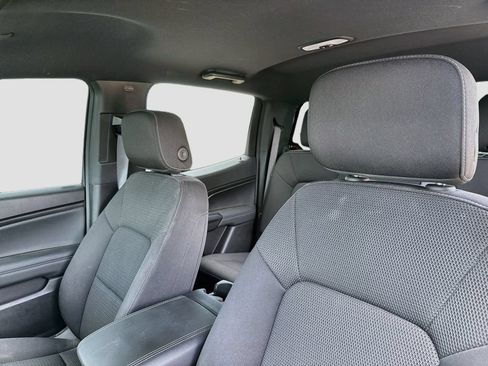 Used 2025 GMC Canyon Elevation w/ Convenience Package RWD image 10