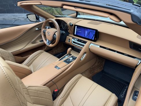 Used 2024 Lexus LC 500 500 image 2