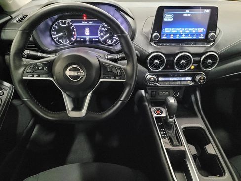 Used 2025 Nissan Sentra SV w/ All-Weather Package FWD image 22