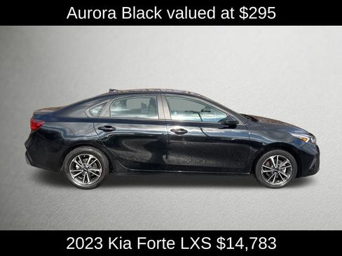 Used 2023 Kia Forte LXS image 2