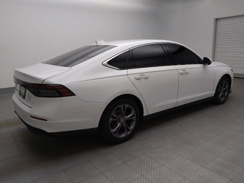 Used 2023 Honda Accord EX image 10