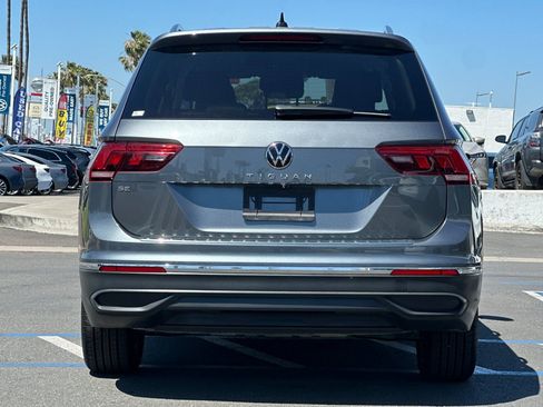 Used 2023 Volkswagen Tiguan SE image 5