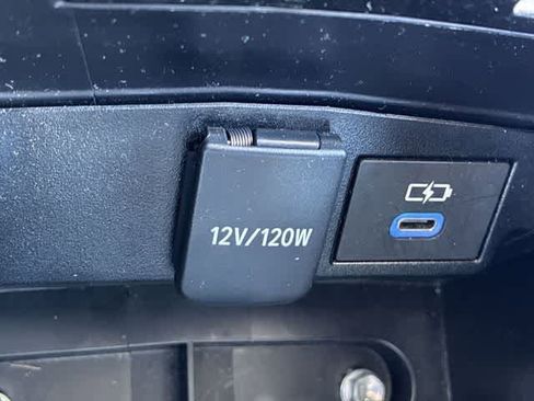 Used 2022 Toyota Corolla LE FWD image 32
