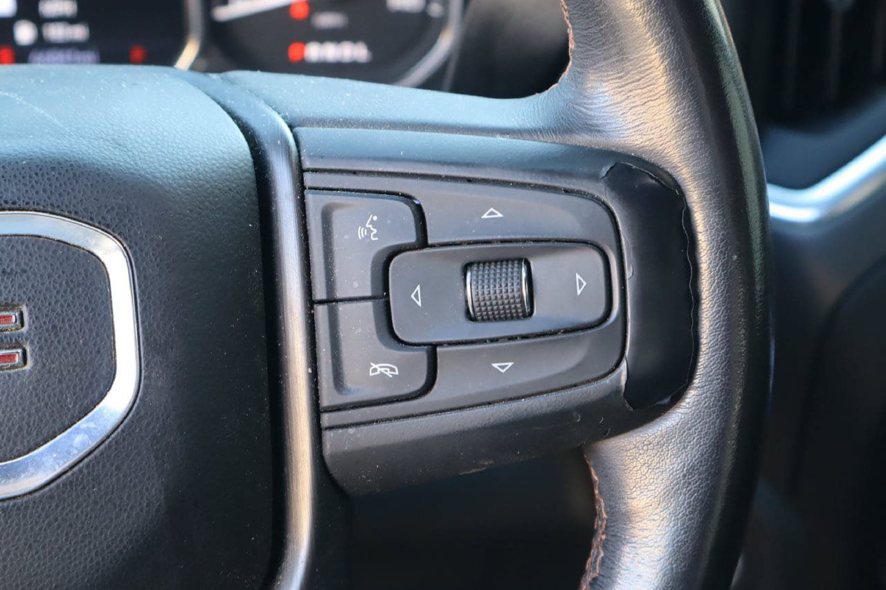 Used 2021 GMC Sierra 1500 AT4 w/ AT4 Premium Package AWD/4WD image 14