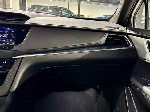 Used 2024 Cadillac XT5 Premium Luxury image 26