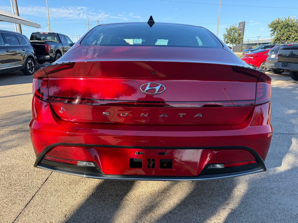Used 2021 Hyundai Sonata SE w/ Winter Weather Package FWD image 6