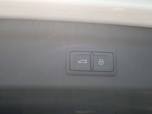 Used 2023 Audi Q3 2.0T Premium w/ Convenience Package AWD/4WD image 14