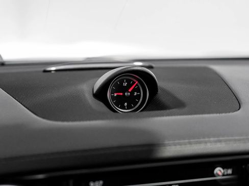 Used 2017 Mercedes-Benz SL 550 image 34