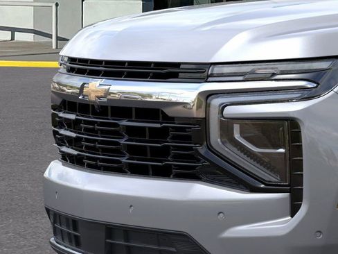 New 2026 Chevrolet Suburban LS image 14