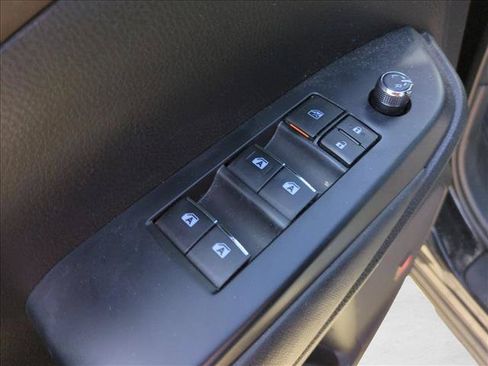 Used 2018 Toyota Highlander Limited Platinum AWD/4WD image 12