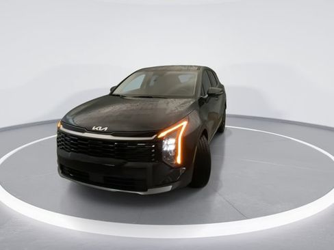 Used 2026 Kia Sportage EX FWD image 9