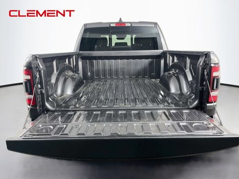 Used 2023 RAM 1500 Laramie AWD/4WD image 9