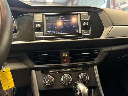 Used 2019 Volkswagen Jetta S FWD image 24