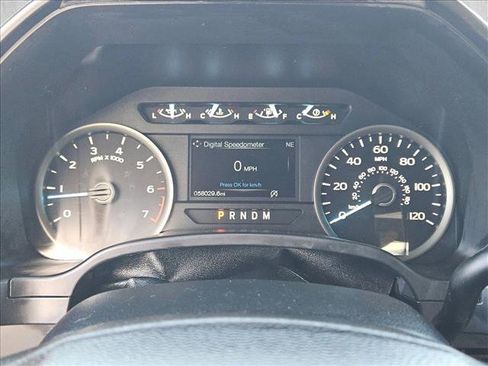 Used 2018 Ford F150 XLT w/ Equipment Group 302A Luxury image 11