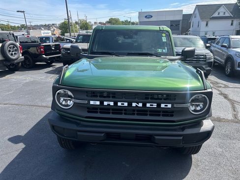 New 2025 Ford Bronco Big Bend image 2