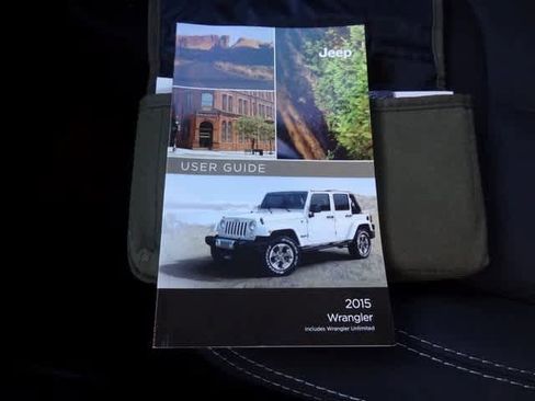 Used 2015 Jeep Wrangler Unlimited Sahara image 33