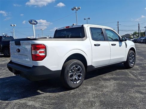 New 2025 Ford Maverick XLT w/ XLT Luxury Package image 4