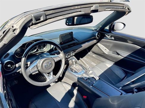 Used 2023 MAZDA MX-5 Miata Grand Touring image 22