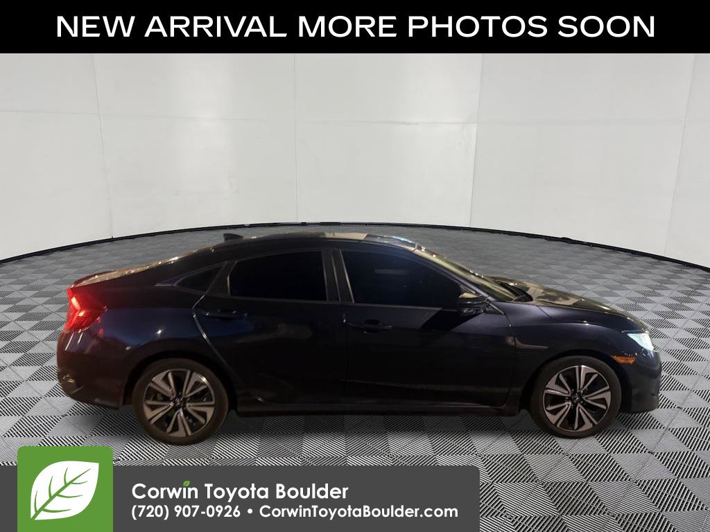 Used 2018 Honda Civic EX-L image 9